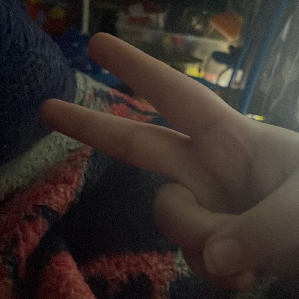 Meet your Posher, Fayth